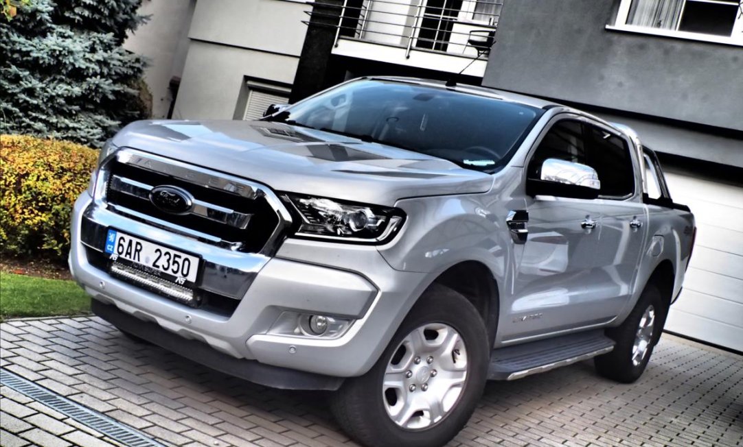 Ford Ranger 3,2 TDCiDoubleCab4X4 LimitedAT