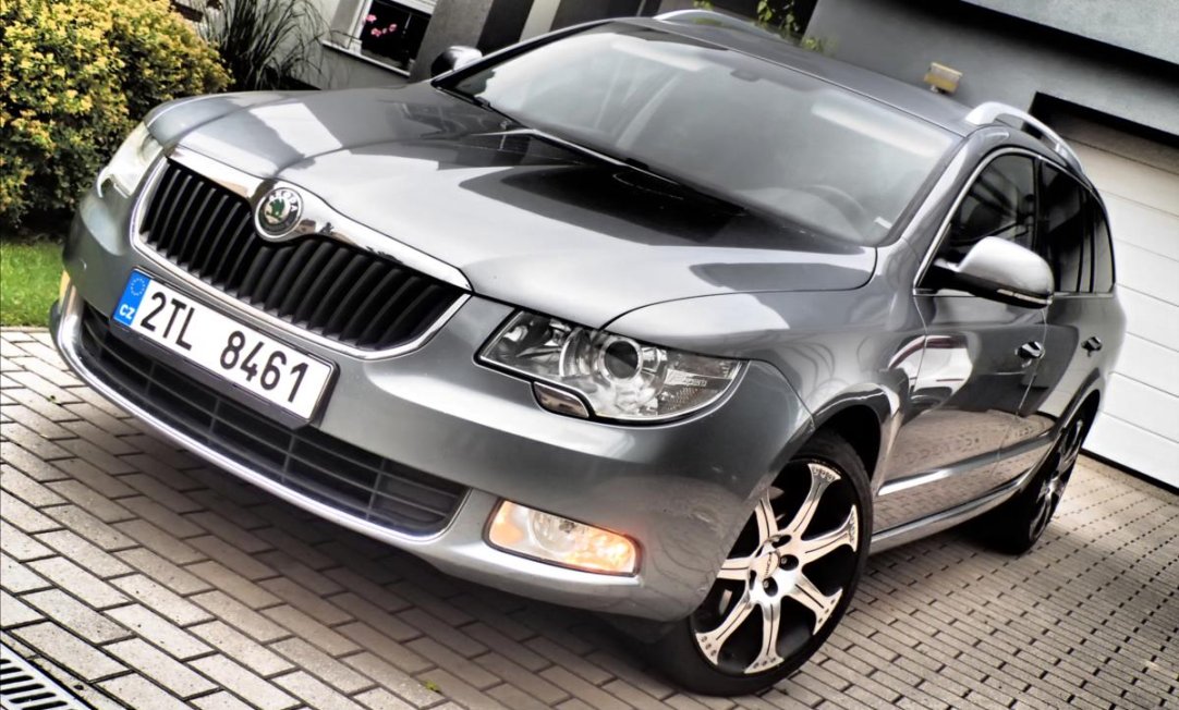 Škoda Superb 1,8 TSI Ambition Combi