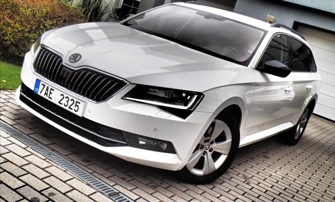 Škoda Superb 2,0 TDI 110kW Ambition,ČR,TZ