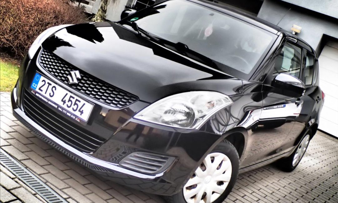 Suzuki Swift 1,2 VVT 4x4 , Nové STK