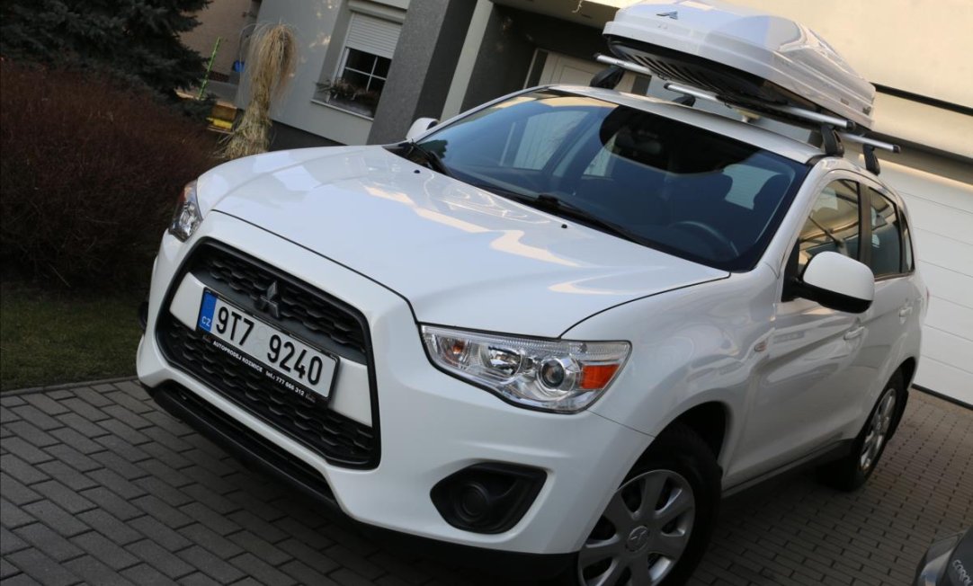 Mitsubishi ASX 1,6 INTENSE 2WD, 1.Maj ČR